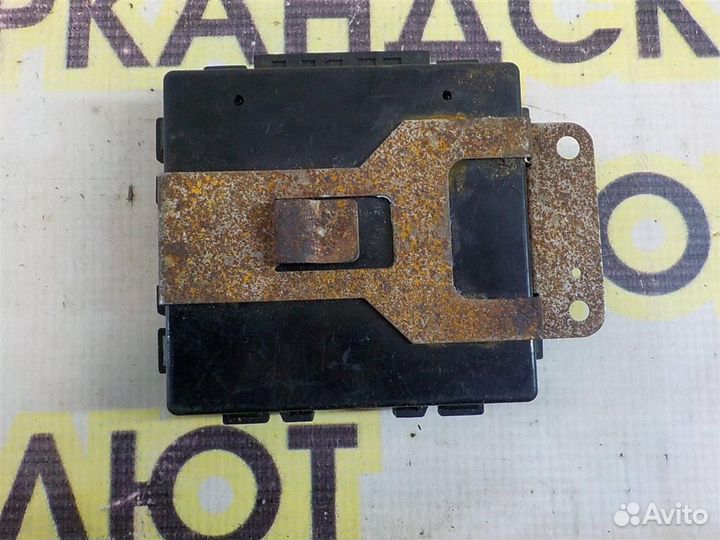 Блок электронный Nissan Primera (P10) 1990-1996