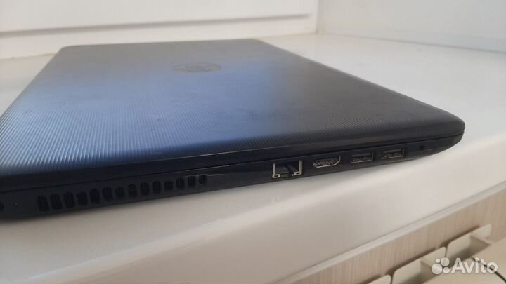 Ноутбук HP 15-ba579ur