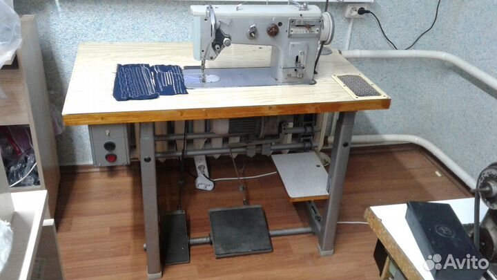 Промышленная Швейная машинка Подольск класс 426 У
