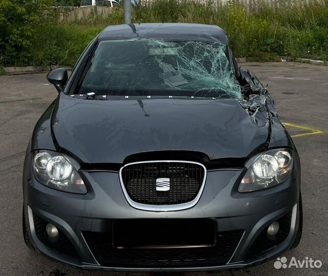 SEAT Leon 1.2 МТ, 2012, битый, 212 000 км