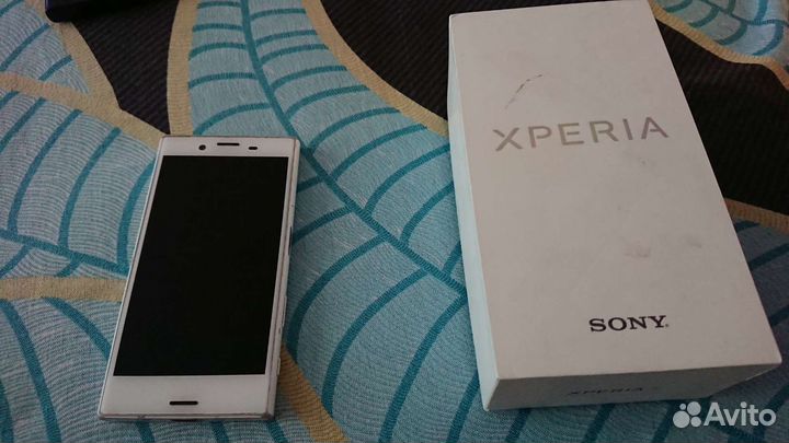 Sony Xperia X Compact, 3/32 ГБ