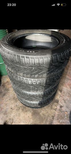 Nokian Tyres Hakkapeliitta R2 SUV 225/65 R17 106R