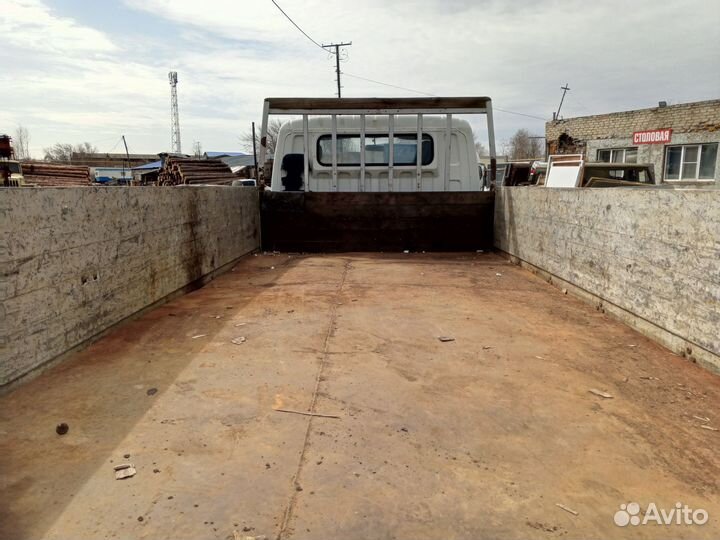 Mitsubishi Fuso Canter, 1998