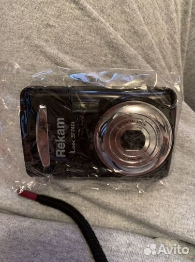 Компактный фотоаппарат