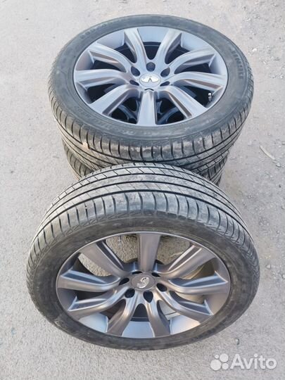 Диски с резиной r22