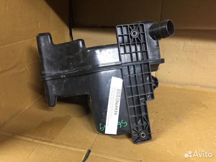 Бочок омывателя Volkswagen Polo