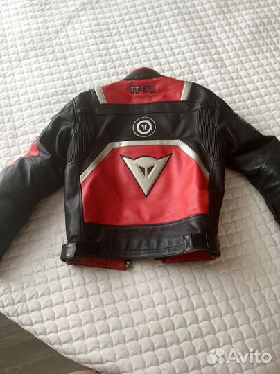 Мотокуртка dainese