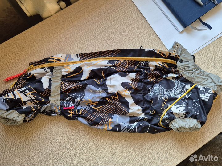 Одежда и аксессуары для собаки