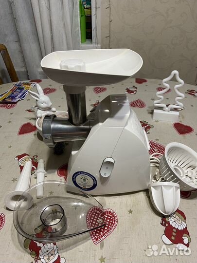 Мясорубка электрическая zelmer
