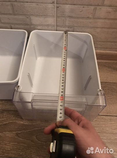 Белое основание ящика холодильника ariston малые