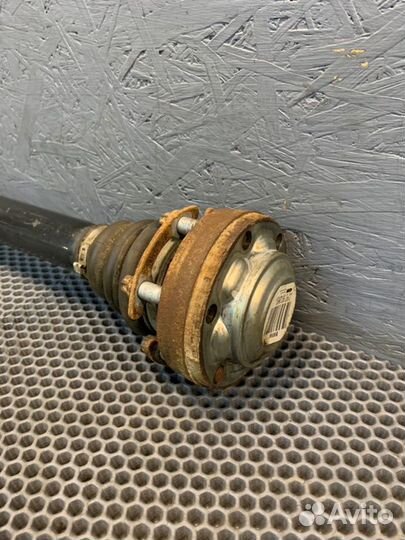 Привод задний левый Bmw 335 Xi E92 N54 2007