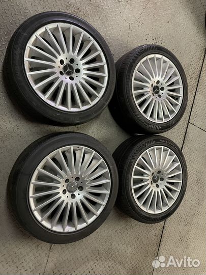 Комплект оригинальных колес 245:45 R19 Bridgestone