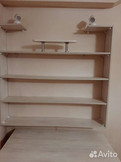 Полки стеллажи деревянные