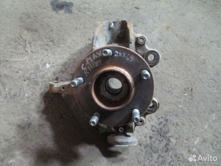 Кулак поворотный передний правый Ford Focus II 200