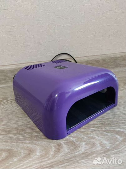 Уф лампа для ногтей