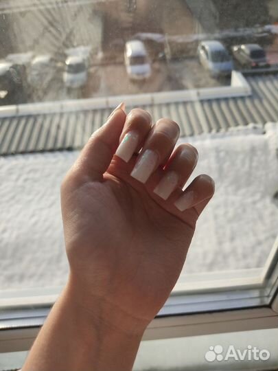 Комби маникюр, наращивание ногтей