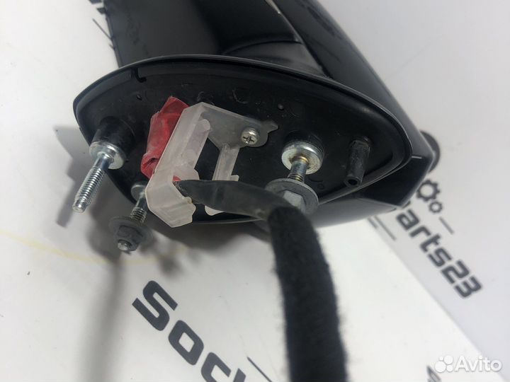 Зеркало заднего вида правое Toyota Camry V70