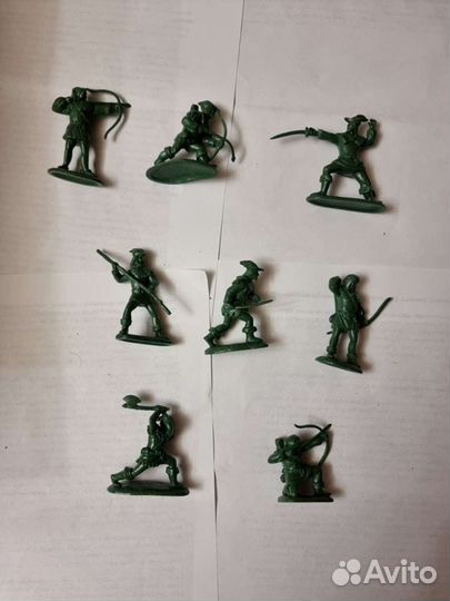 Фигурки Barzso