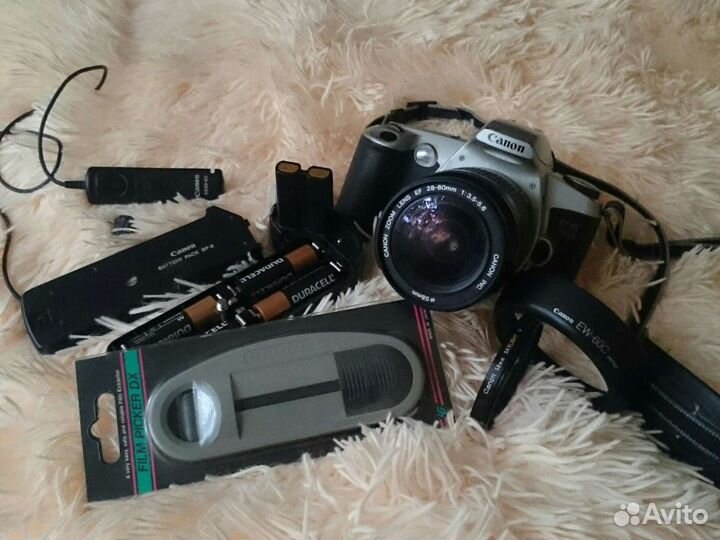 Компактный фотоаппарат canon