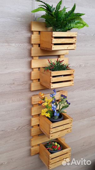 Клумбы, вазоны из дерева