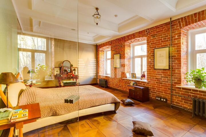 6-к. квартира, 317 м², 2/2 эт.