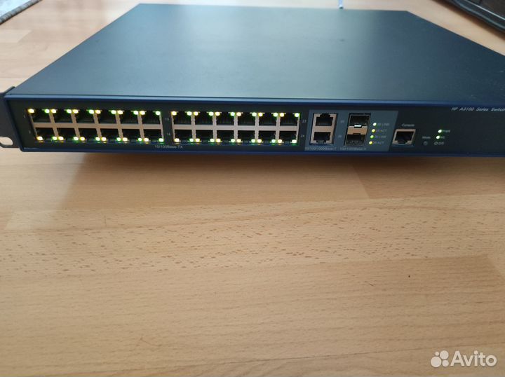 Коммутатор HP 3100-24 v2 EI