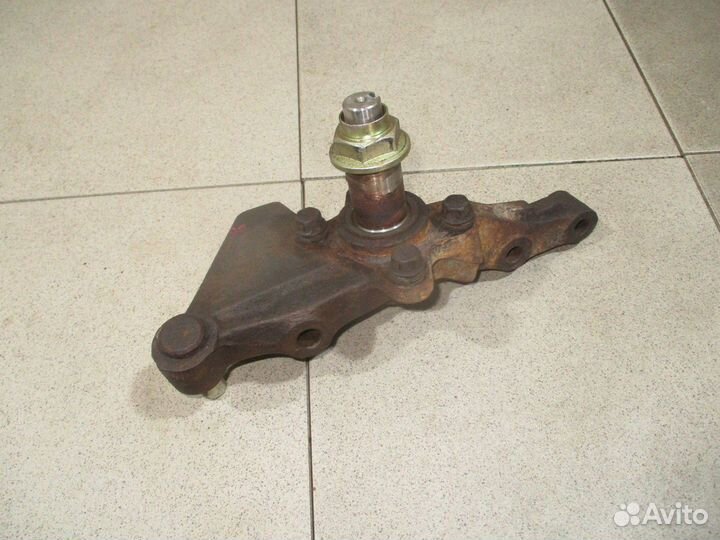 Кулак поворотный задний правый Kia Spectra