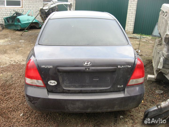 Крышка багажника Hyundai Elantra 3 Элантра хд
