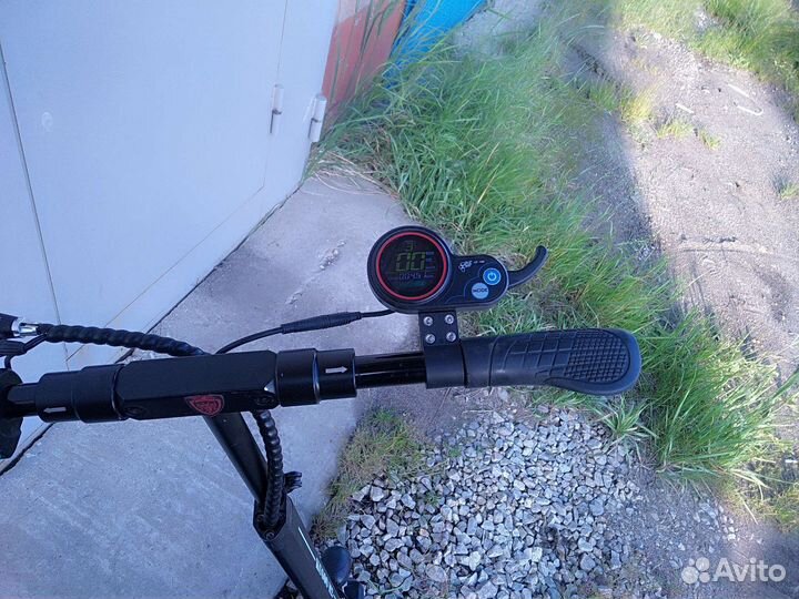 Самокат взрослый электрический бу