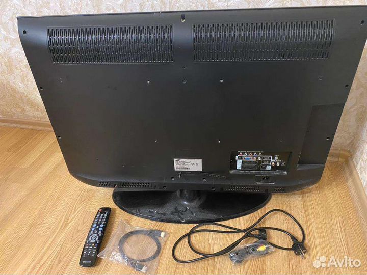 Телевизор samsung