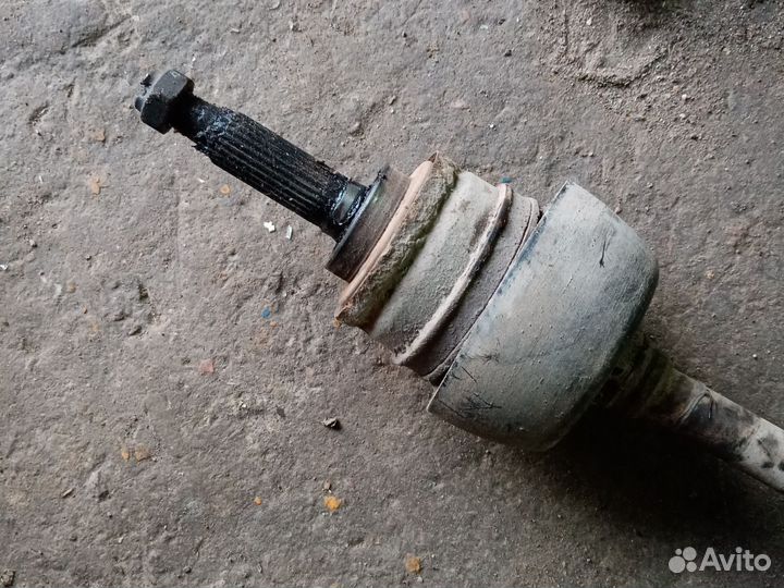Привод полуось Нива Шевролет 24 шл