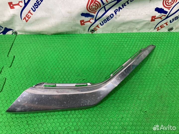 Накладка на бампер левая Mitsubishi Outlander 3