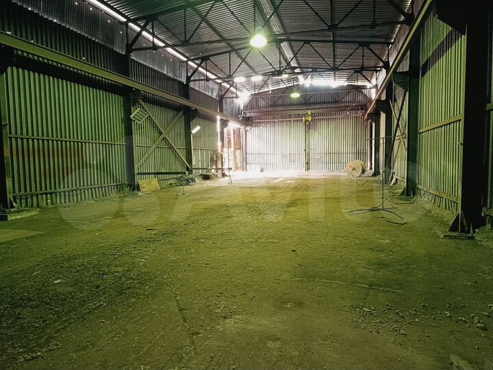 Ангар с кран-балкой 2т, 418 м²