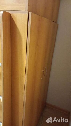 Двухъярусная кровать