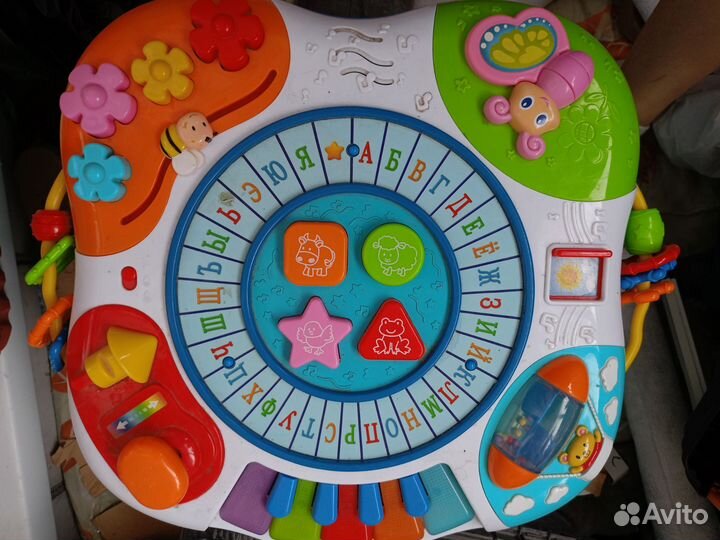 Развивающий столик