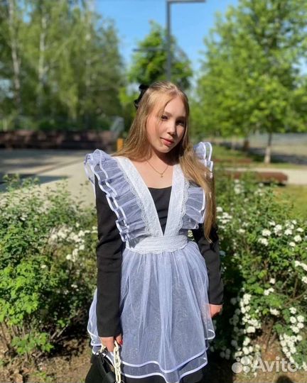 Школьный фартук