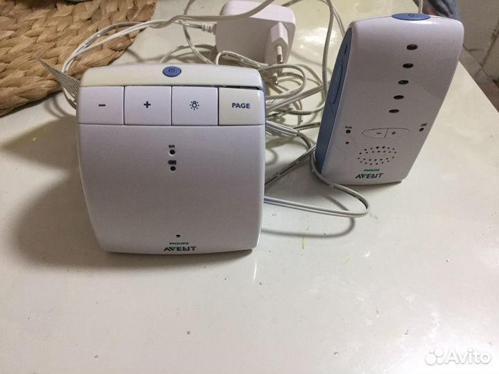 Радионяня philips avent scd510