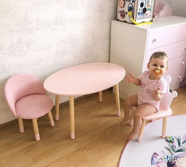 Детский стол и стульчик