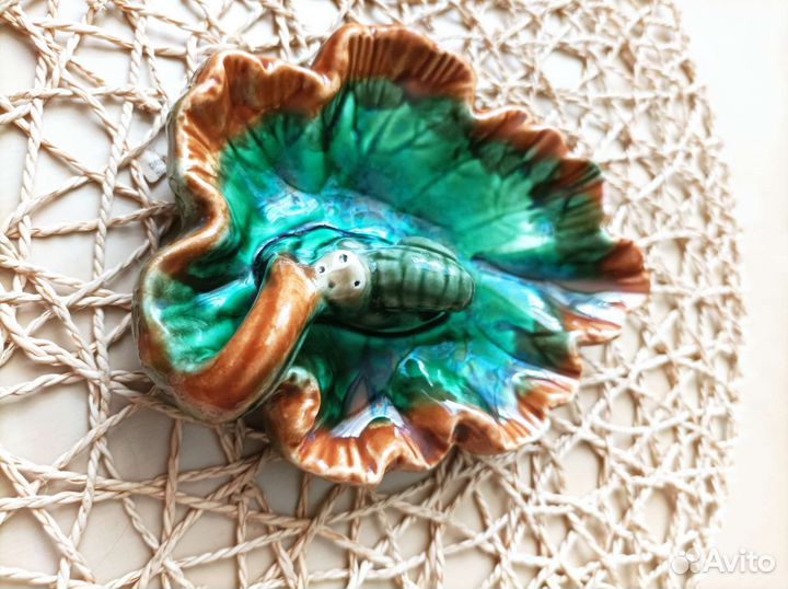 Пепельница «Улитка на листе кувшинки» зик Конаково