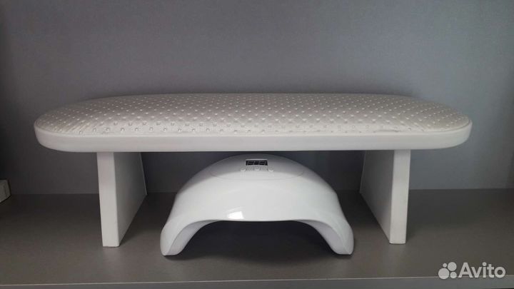 Подставка маникюрная для руки