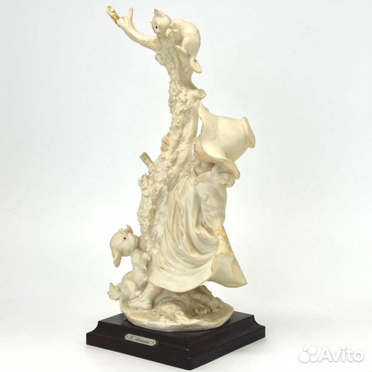 Винтажная статуэтка G.Armani Capodimonte, Италия