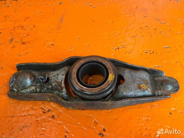 Вилка сцепления Volkswagen 1997 Transporter