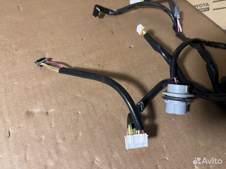 Проводка фары Toyota Camry 70