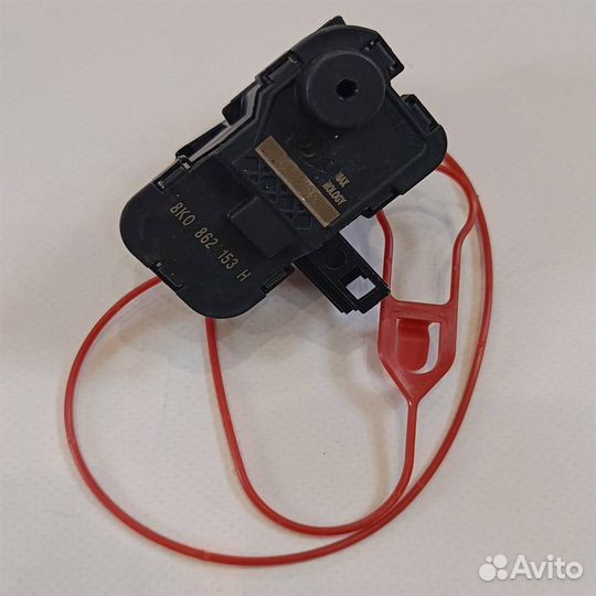 Лючок бензобака Cayenne 958 95850415303