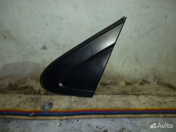 Уголок крыла Toyota Prius NHW10 NHW11 '97-03 перед