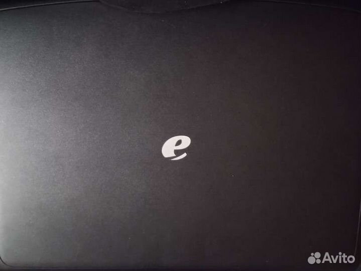 Ноутбук emachines e510