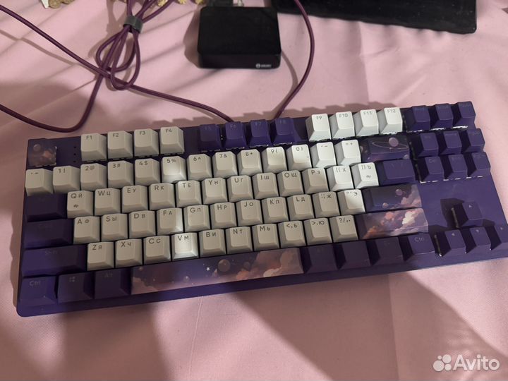 Red square keyrox tkl hyperion