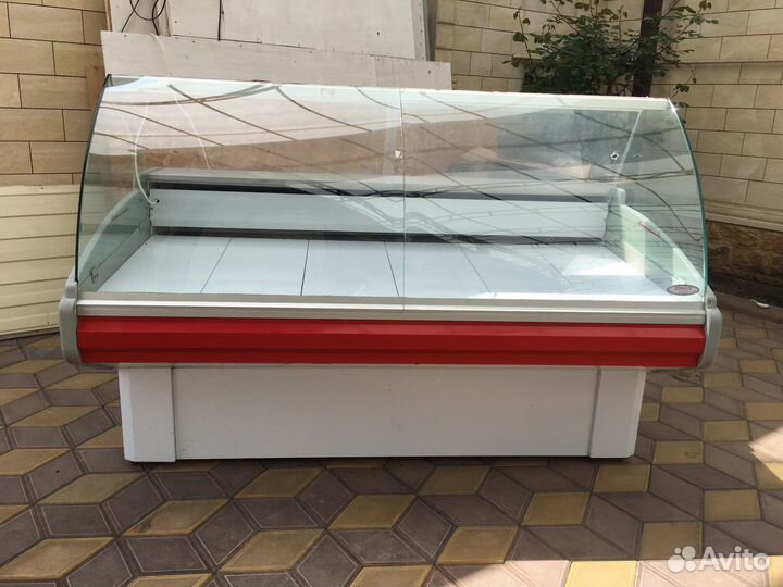 Витринный холодильник