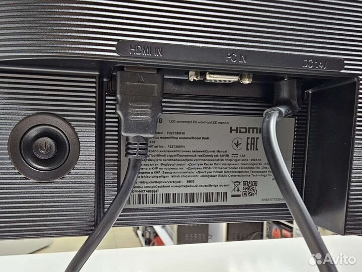 Монитор Samsung 21.5