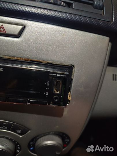 Магнитофон kenwood kmm-bt304